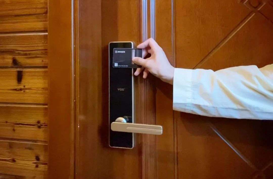 Non-wifi smart lock