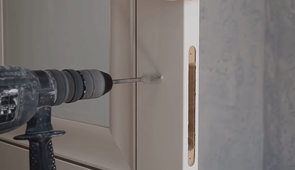 hotel door lock installation 5